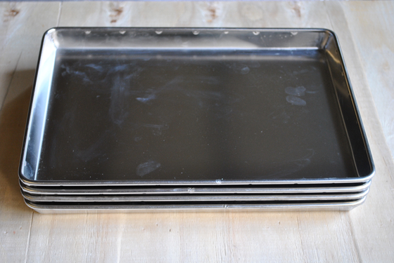 Good price Metal Non Toxic Stainless Steel Perforated Tray Baking Drying And Barbecue online