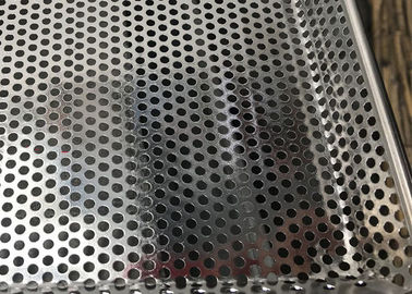 Good price Metal Perforated 18x26 Inch Oven Baking Tray Dehydrator Mesh Tray 304 online