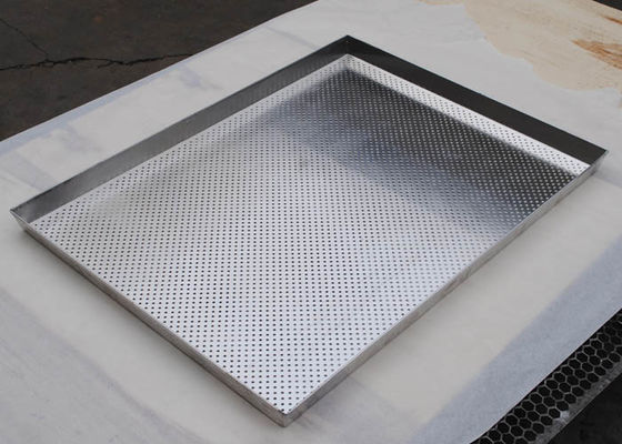 Good price 0.8mm Aluminum Metal Baking Tray Perforated Drying Pans With Round Holes online