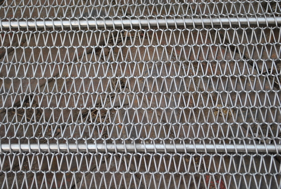 Good price Heat Resistant Food Stainless Steel Wire Mesh Chain Conveyor Belt for cooking ss 304 316 online
