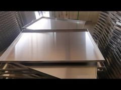 How to choose food grade bakery tray?