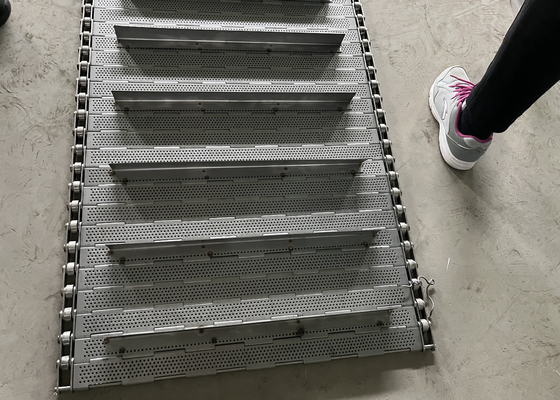 Good price Perforated Wire Mesh Chain Plate Conveyor Belt Metal 304 / 316 Stainless Steel online