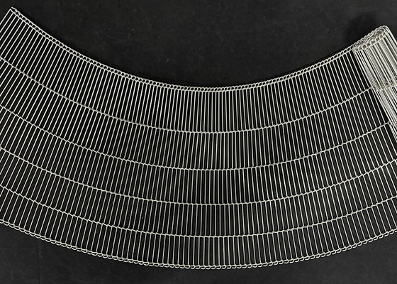 2mm-10mm Corrosion Resistant Flat Wire Conveyor Belt
