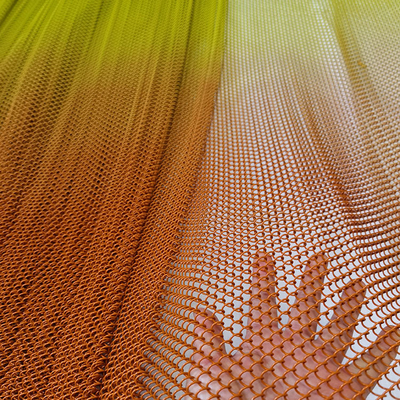 Good price Graduated Color Aluminum Chain Link Mesh Metal Coil Curtain Ceiling Decoration in a Restaurant online